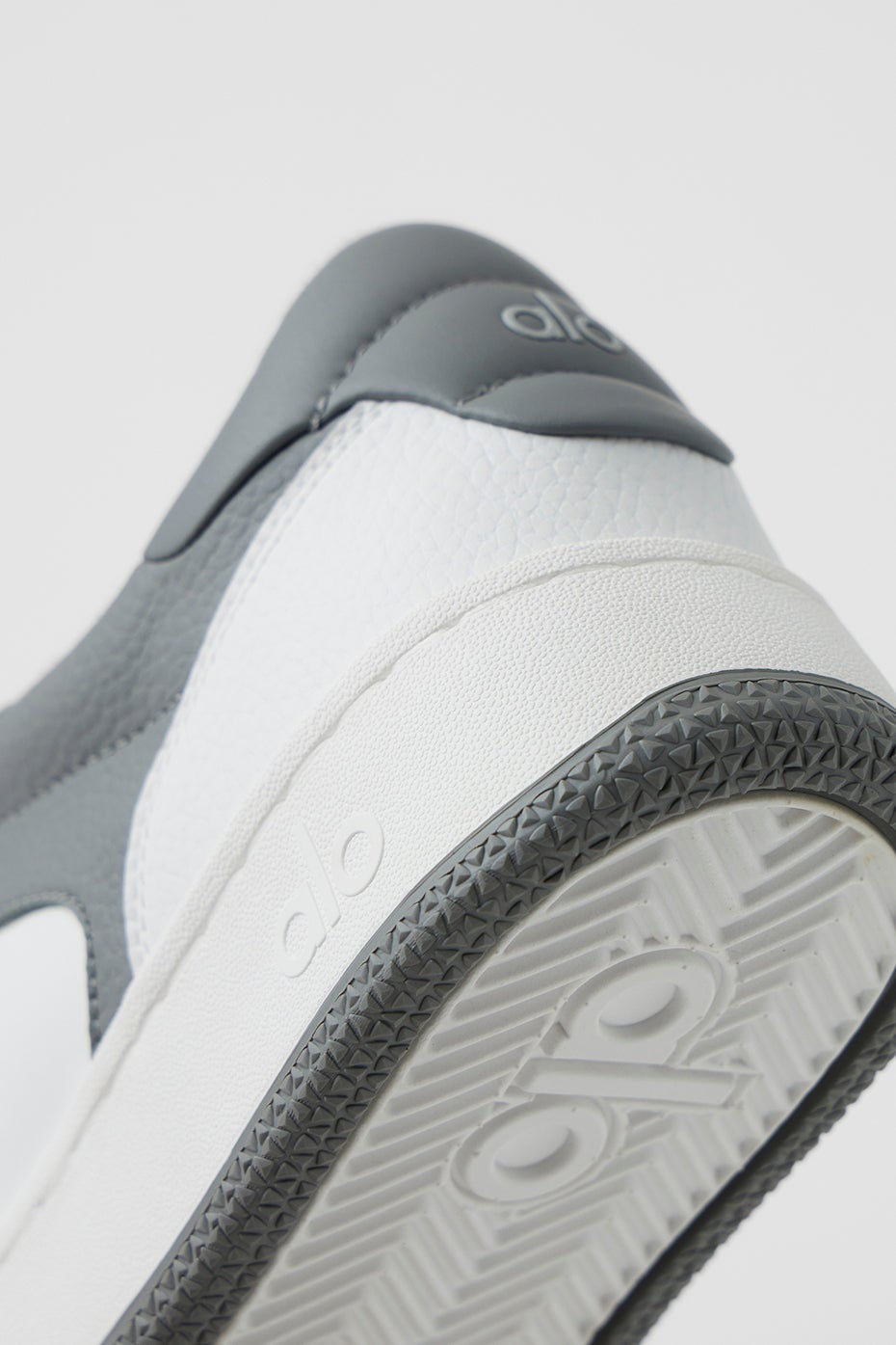 Sneaker Recovery Mode -  Grey/White