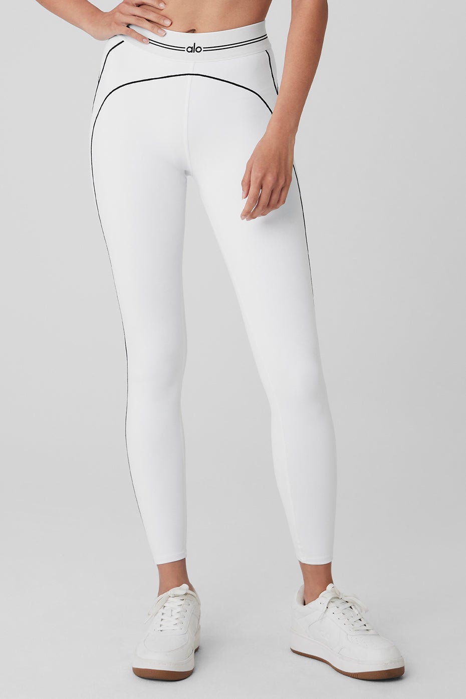 Airbrush High-Waist Heart Throb Legging - White