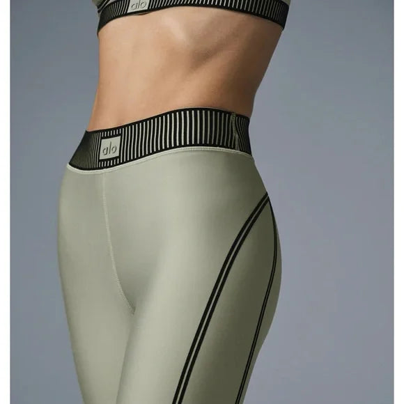 Airlift High-Waist Line Up Legging - Green